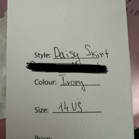 Studio Levana Overskirt - Picture 5 of 6